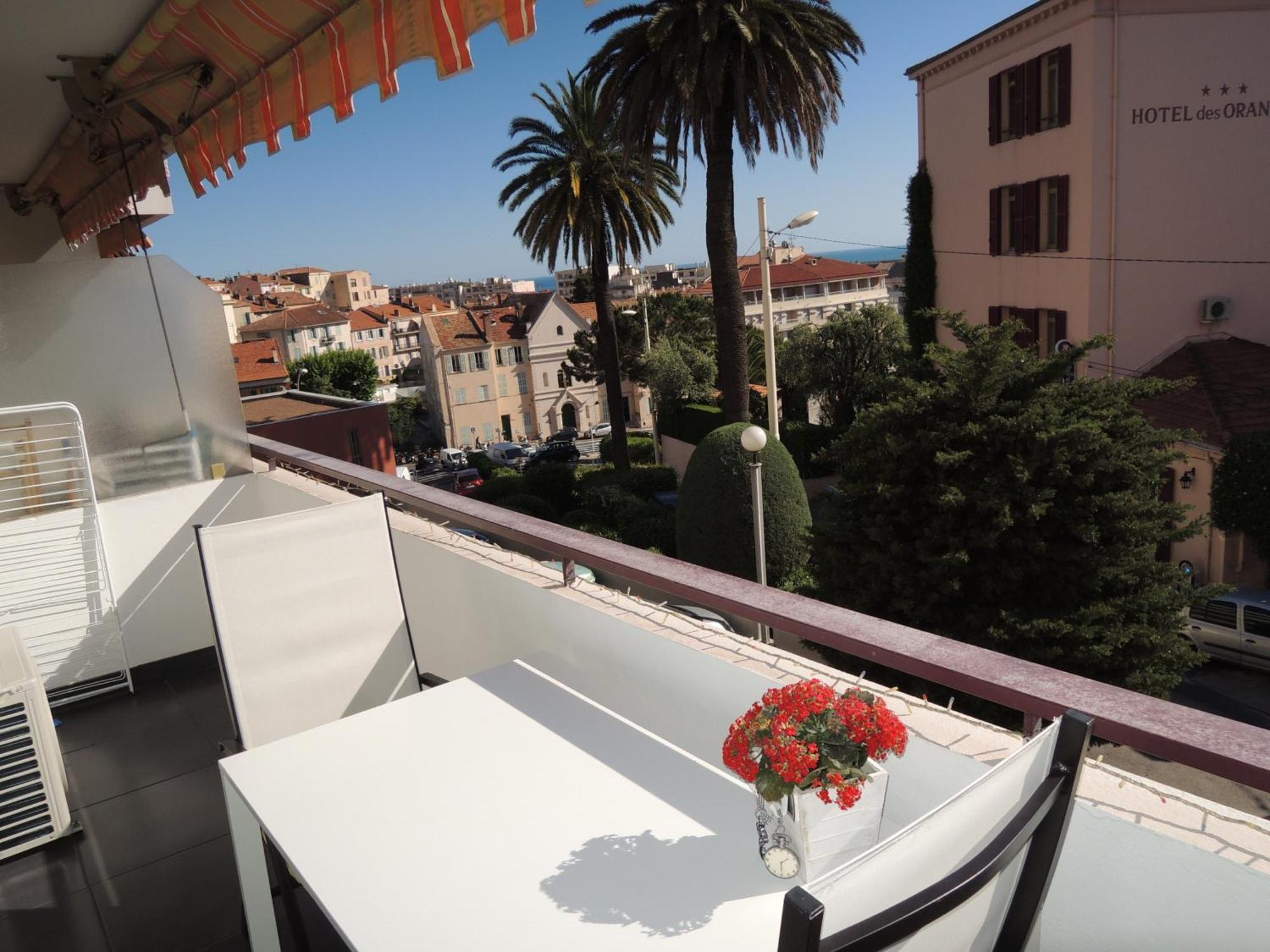 Acci Cannes Les Yuccas Exteriör bild